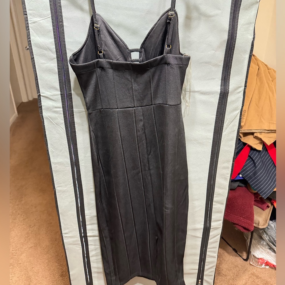 Black spagetti strap homecoming dress